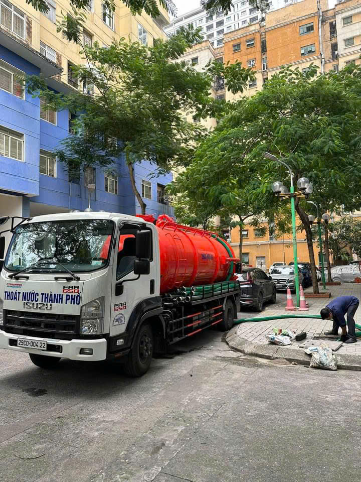 Hút hầm cầu - Bể phốt