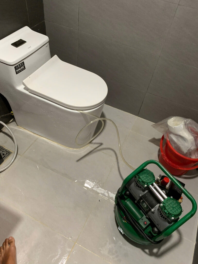 DỊCH VỤ CỦA THÔNG TẮC VỆ SINH HÀ NỘI